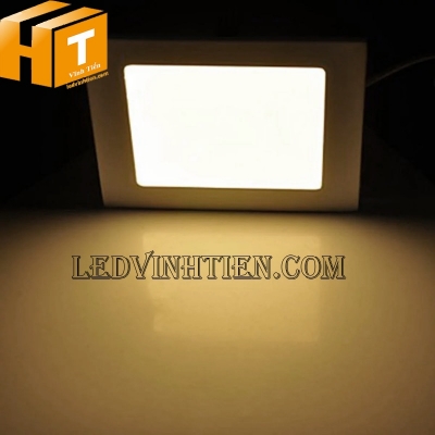 Đèn led ốp trần vuông 6W màu vàng