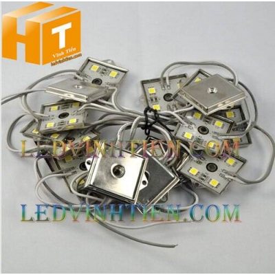 Led hắt 4 bóng đế sắt màu vàng