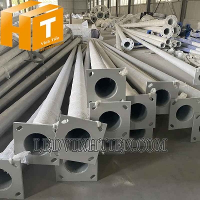 Trụ Đèn Sân Tennis 